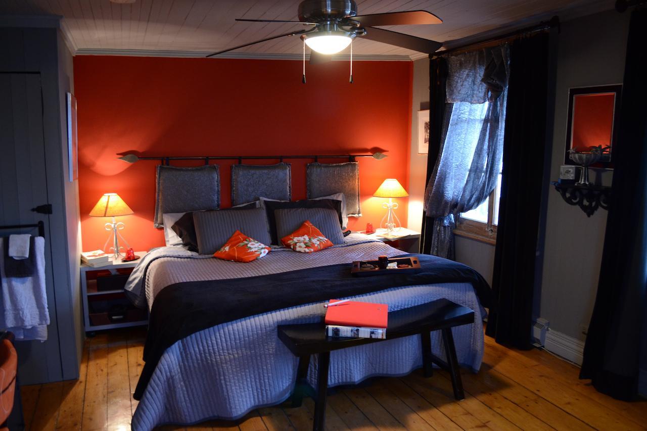 Gite Au Toit Bleu Bed & Breakfast Sainte-Famille Oda fotoğraf